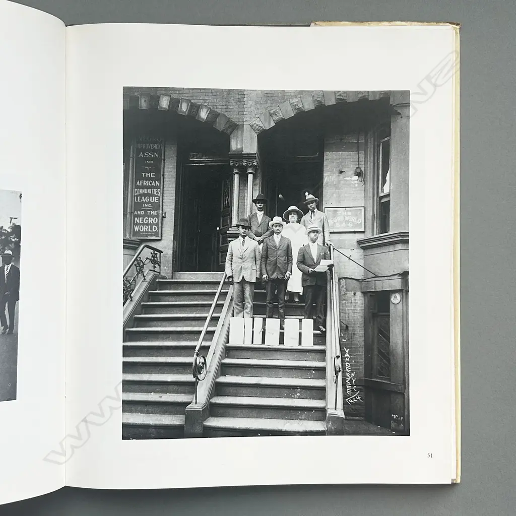 JAMES VAN DER ZEE Image 1++